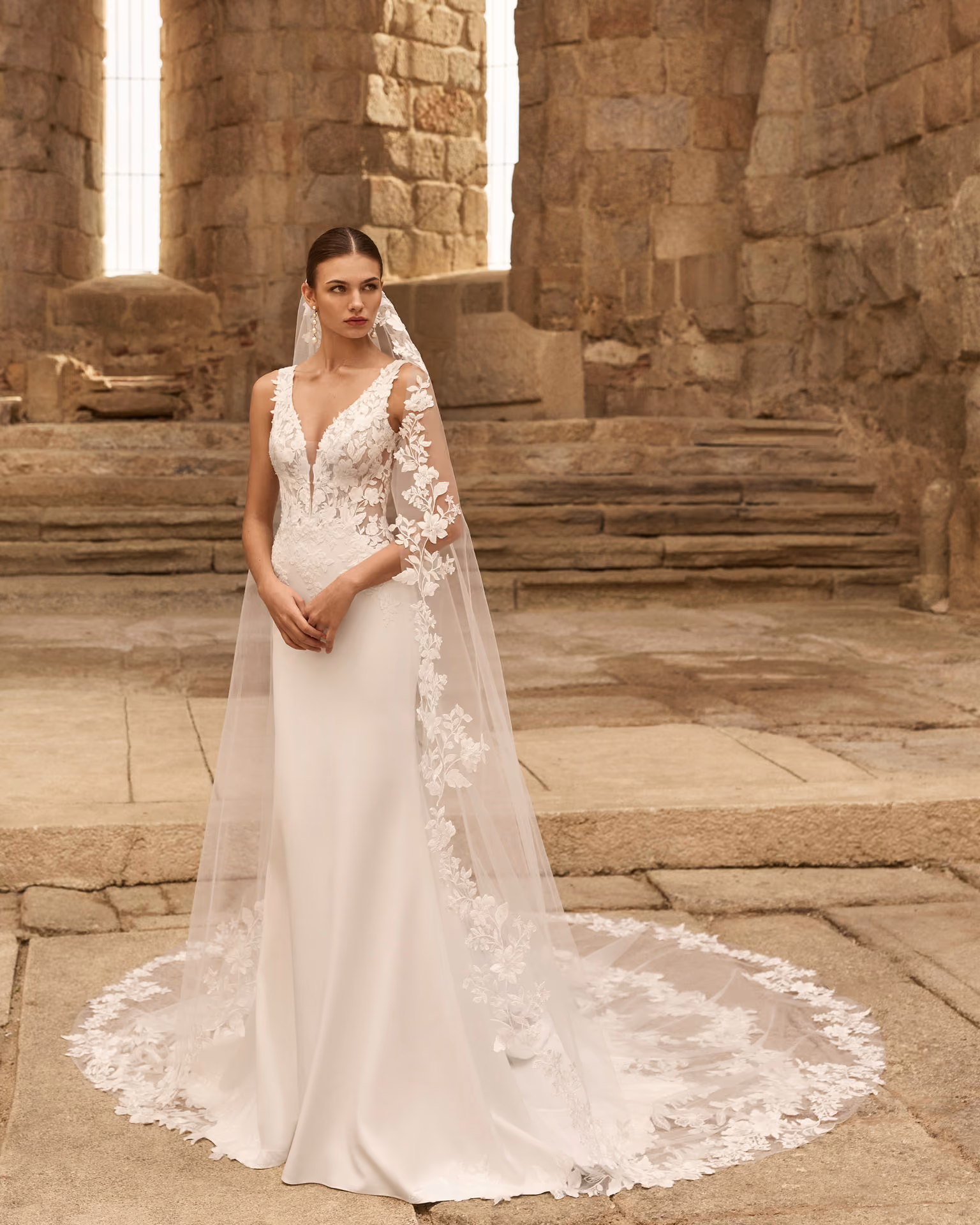 Abito da sposa Pascal di Adriana Alier 2027, foto 1