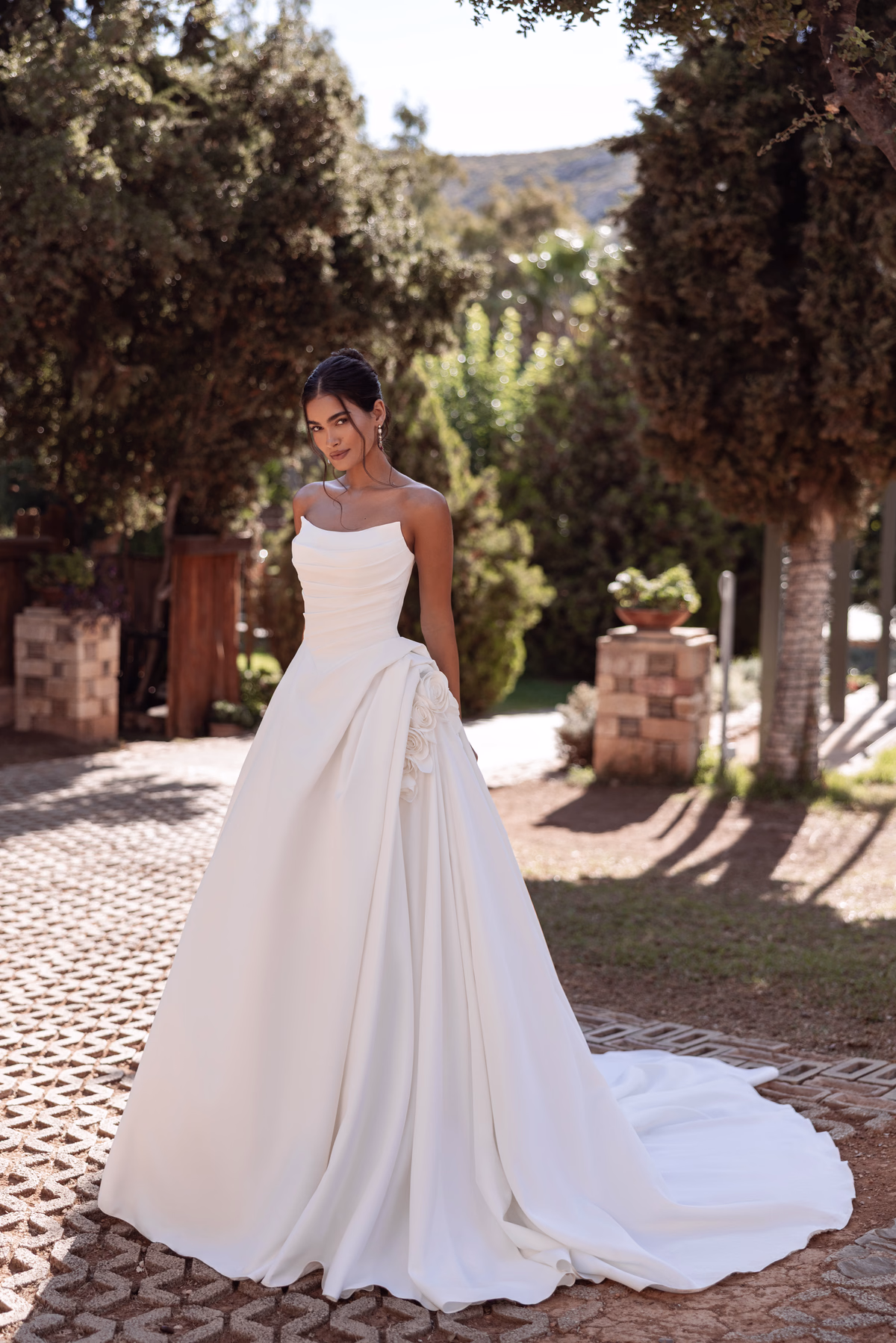 Abito da sposa Cosmobella 8289 di Cosmobella 2027, foto 1