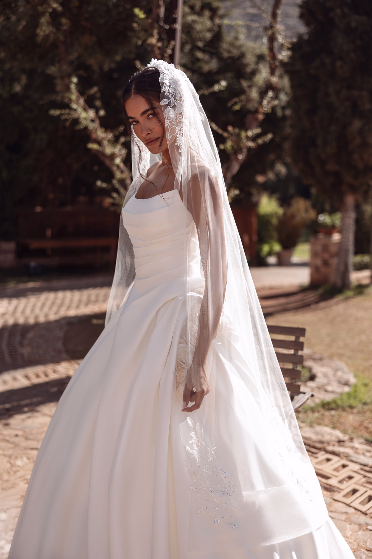 Abito da sposa Cosmobella 8289 di Cosmobella 2027, foto 3