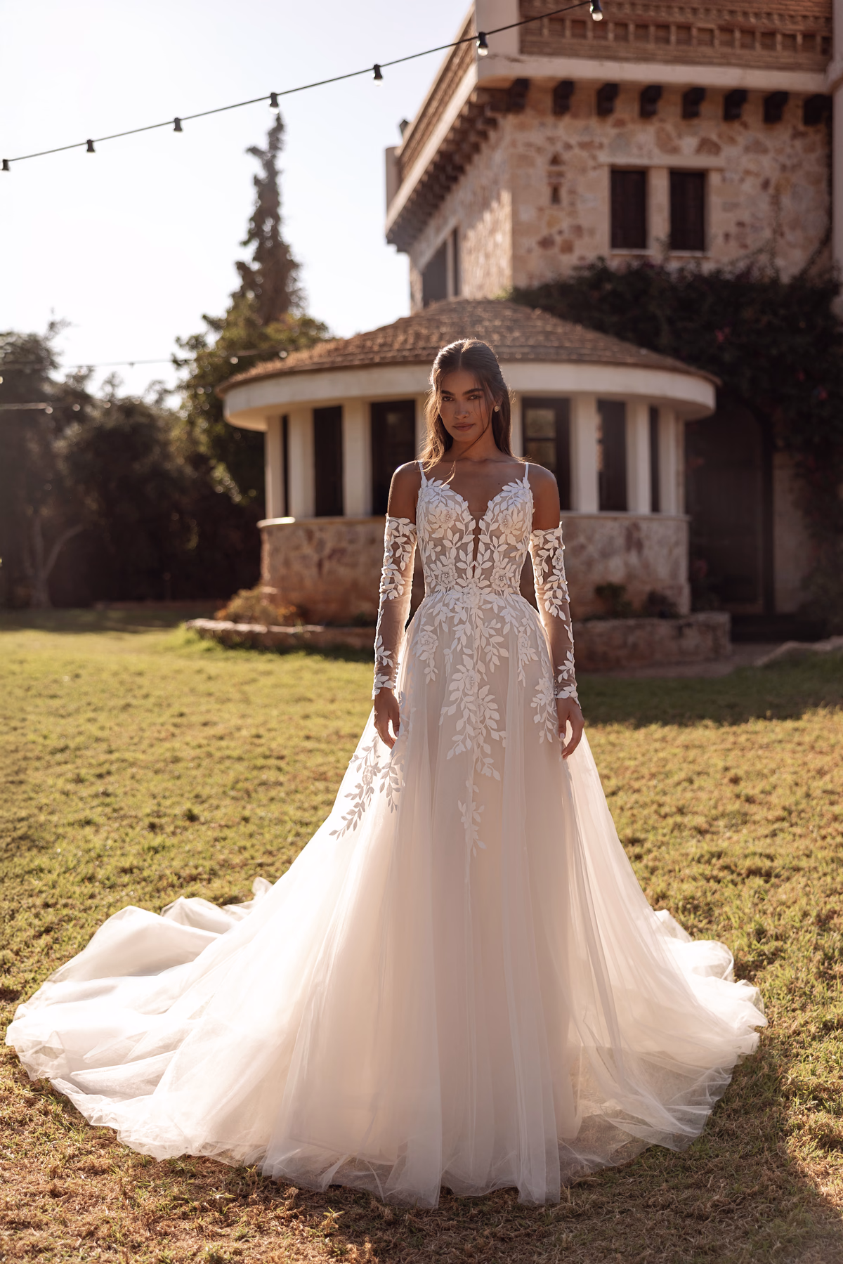 Abito da sposa Cosmobella 8319 di Cosmobella 2027, foto 1