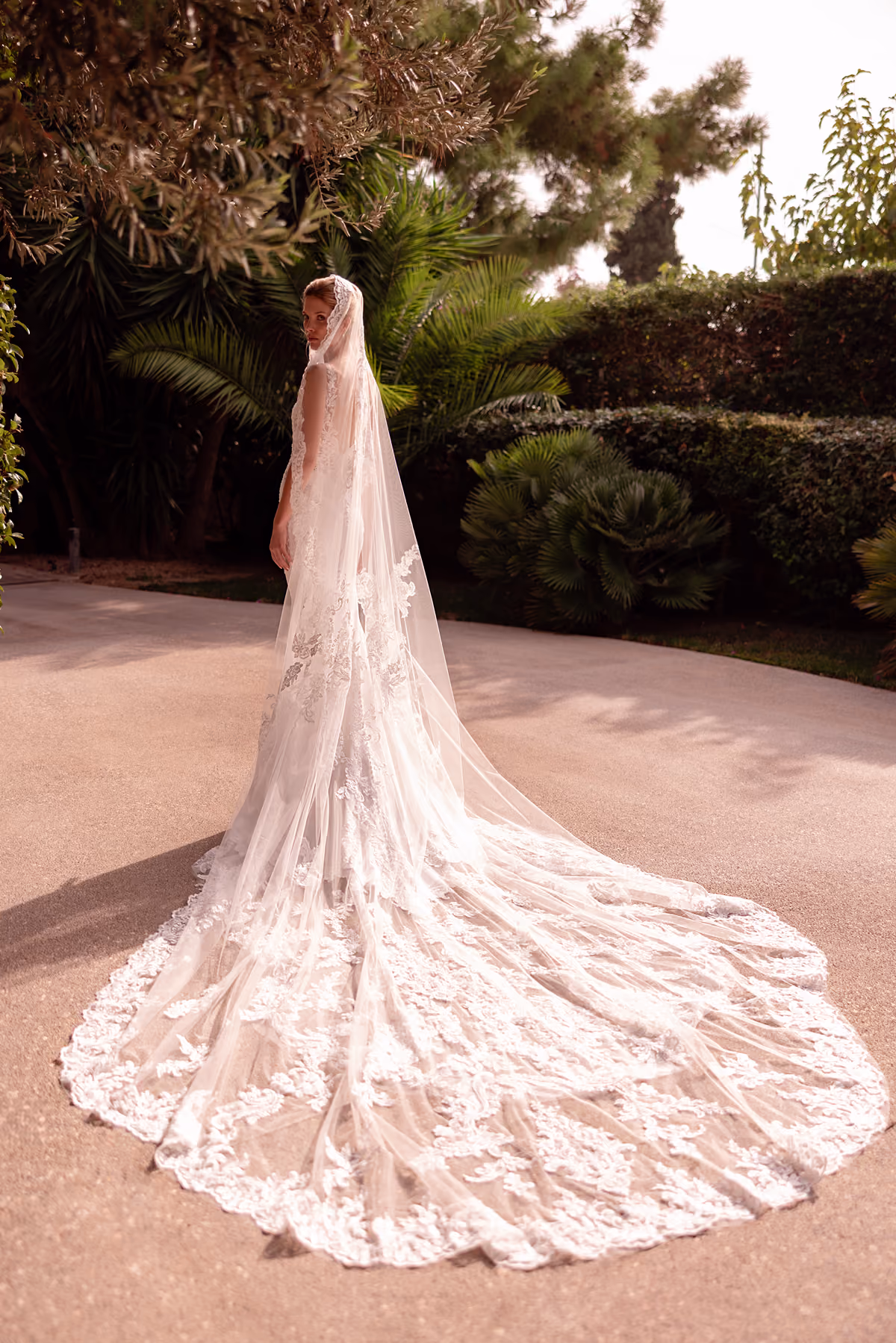 Abito da sposa Demetrios 1600 di Demetrios 2027, foto 3