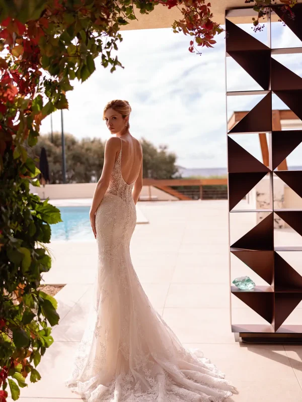 Abito da sposa DEMETRIOS 1595 di Demetrios, collezione 2027