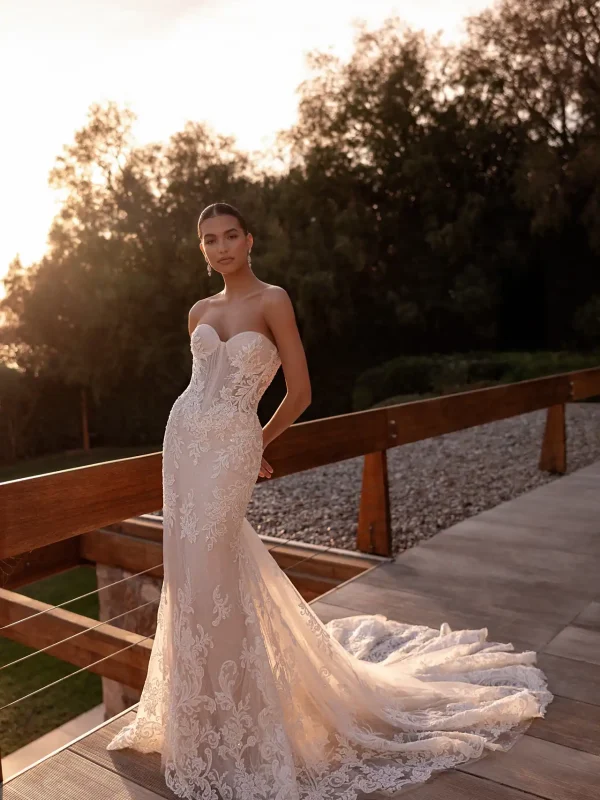 Abito da sposa DEMETRIOS 1596 di Demetrios, collezione 2027