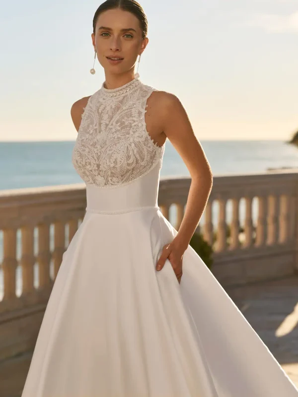 Abito da sposa FLUVIA di Luna Novias by Rosa Clarà, collezione 2027