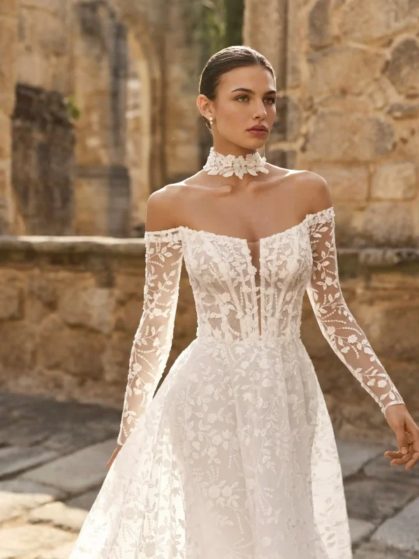 Abito da sposa PENNY di Adriana Alier by Rosa Clarà, collezione 2027
