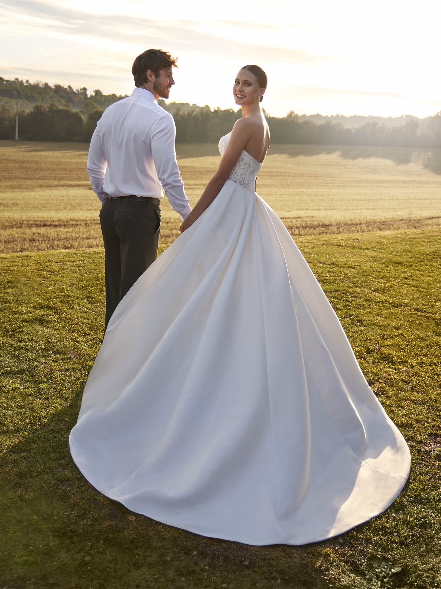 Abito da sposa Anglica di White One 2027, foto 3